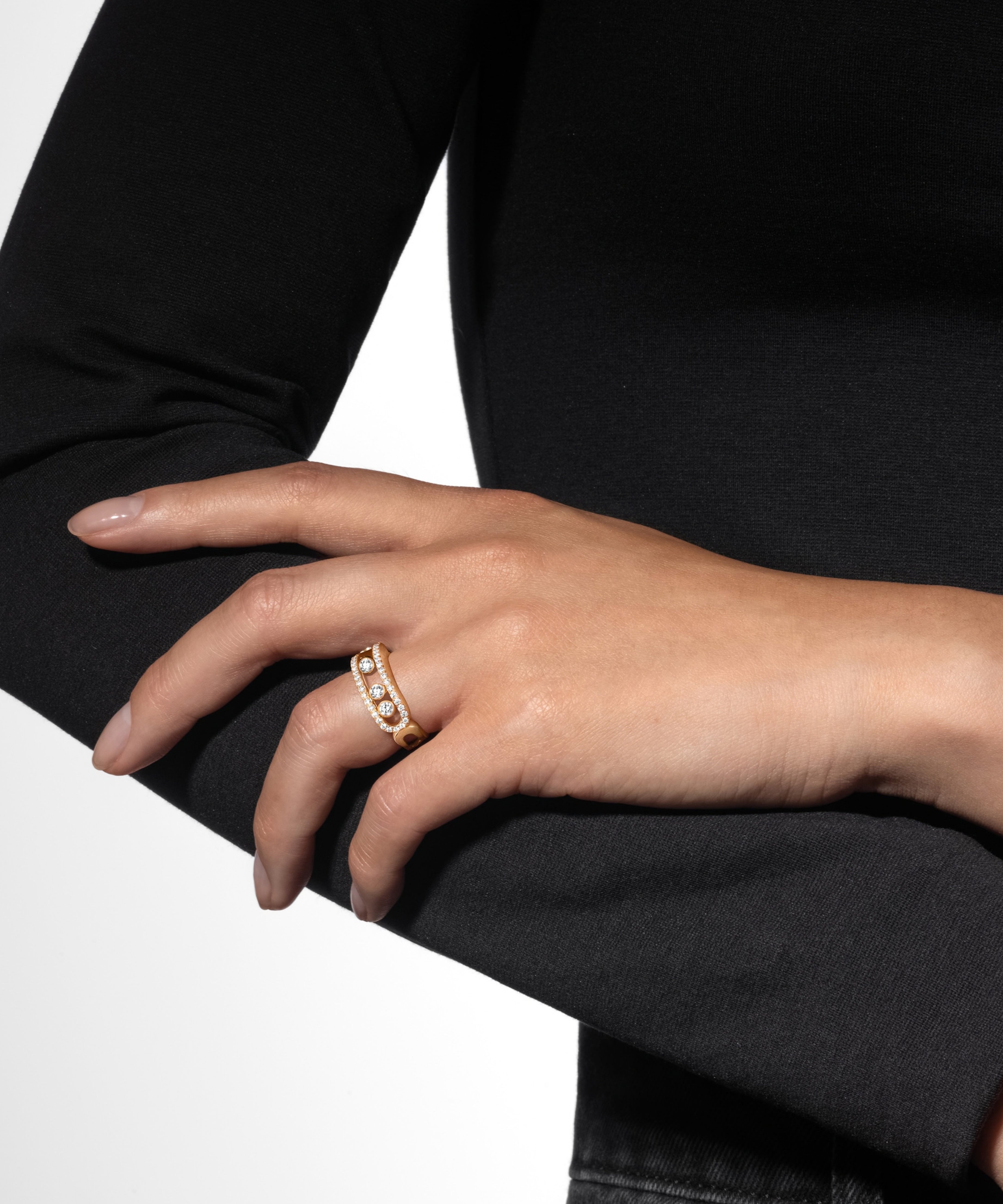 Anillo Messika Move Classique Grande Oro amarillo y Pavé de Diamantes | 04000-YG
