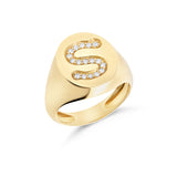Anillo Sello con Inicial S y Diamantes en Oro Amarillo
