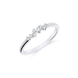 Anillo Fino con Diamantes en Oro Blanco