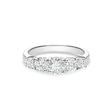 Anillo media alianza de oro blanco con 5 diamantes talla brillante