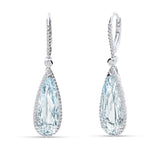Pendientes Largos con Aguamarina Talla Pera 8,57 cts y Diamantes en Oro Blanco 18K