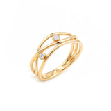 Anillo entrelazado en oro amarillo con diamantes