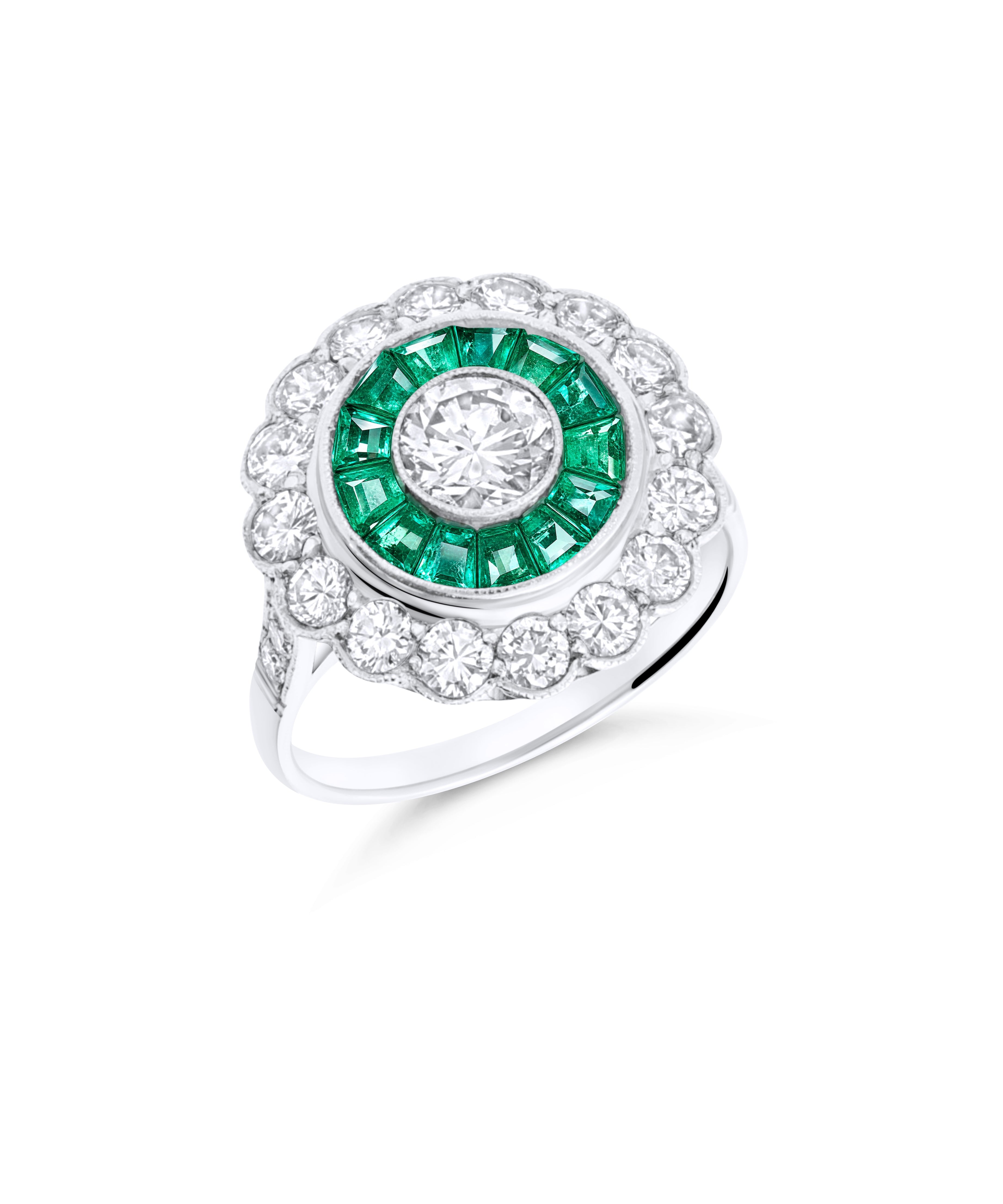 Anillo Vintage Ojo de Perdiz con Diamantes 1,85 cts y Esmeraldas 0,84 cts en Platino