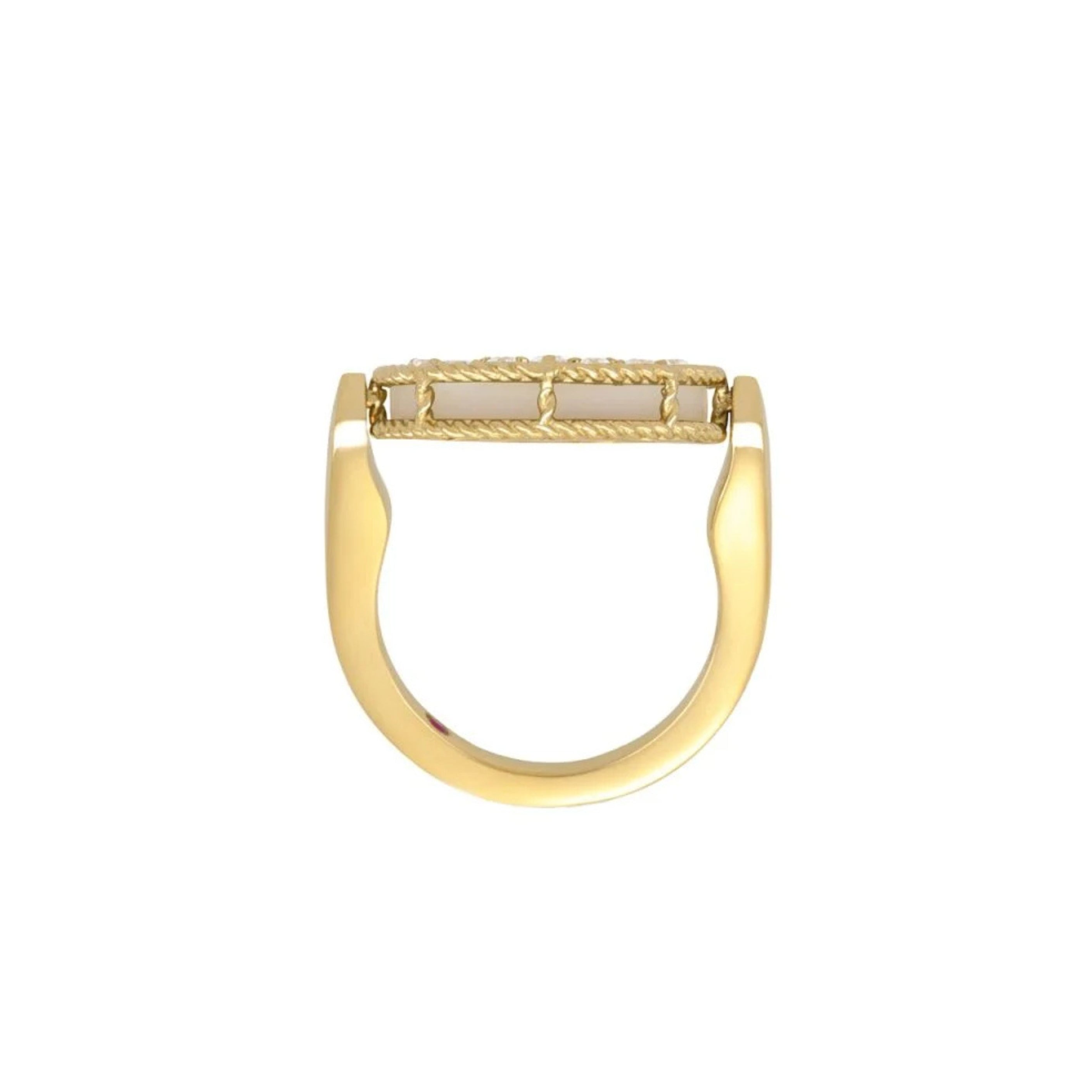 Anillo Venetian Medallions en oro amarillo de 18 quilates con nacar y diamantes