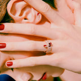 Anillo Banda Fina I Am Red con Oro Rosa y Rubí