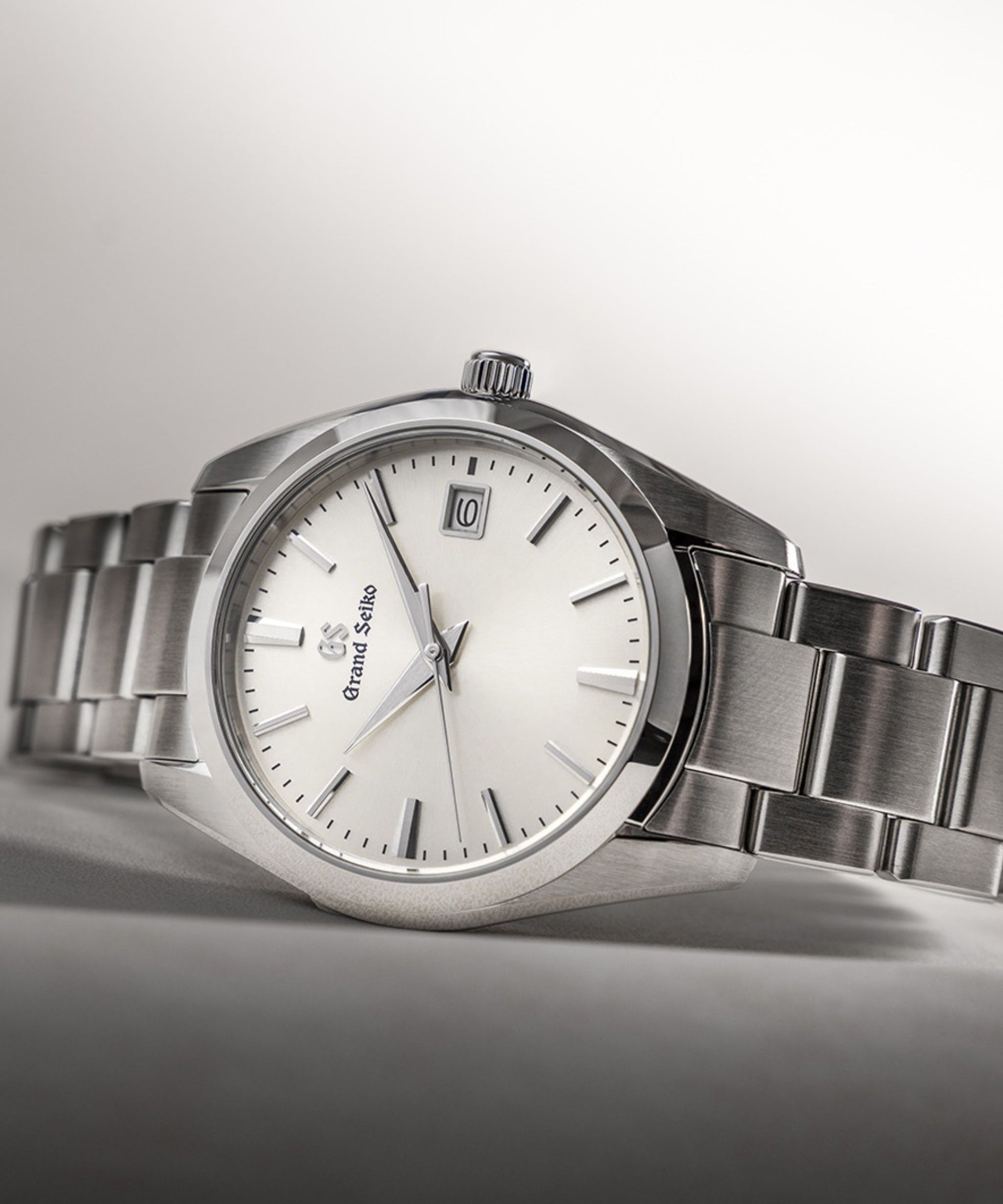 Grand Seiko Heritage 9F Cuarzo Champán Acero 37 mm | SBGX263G