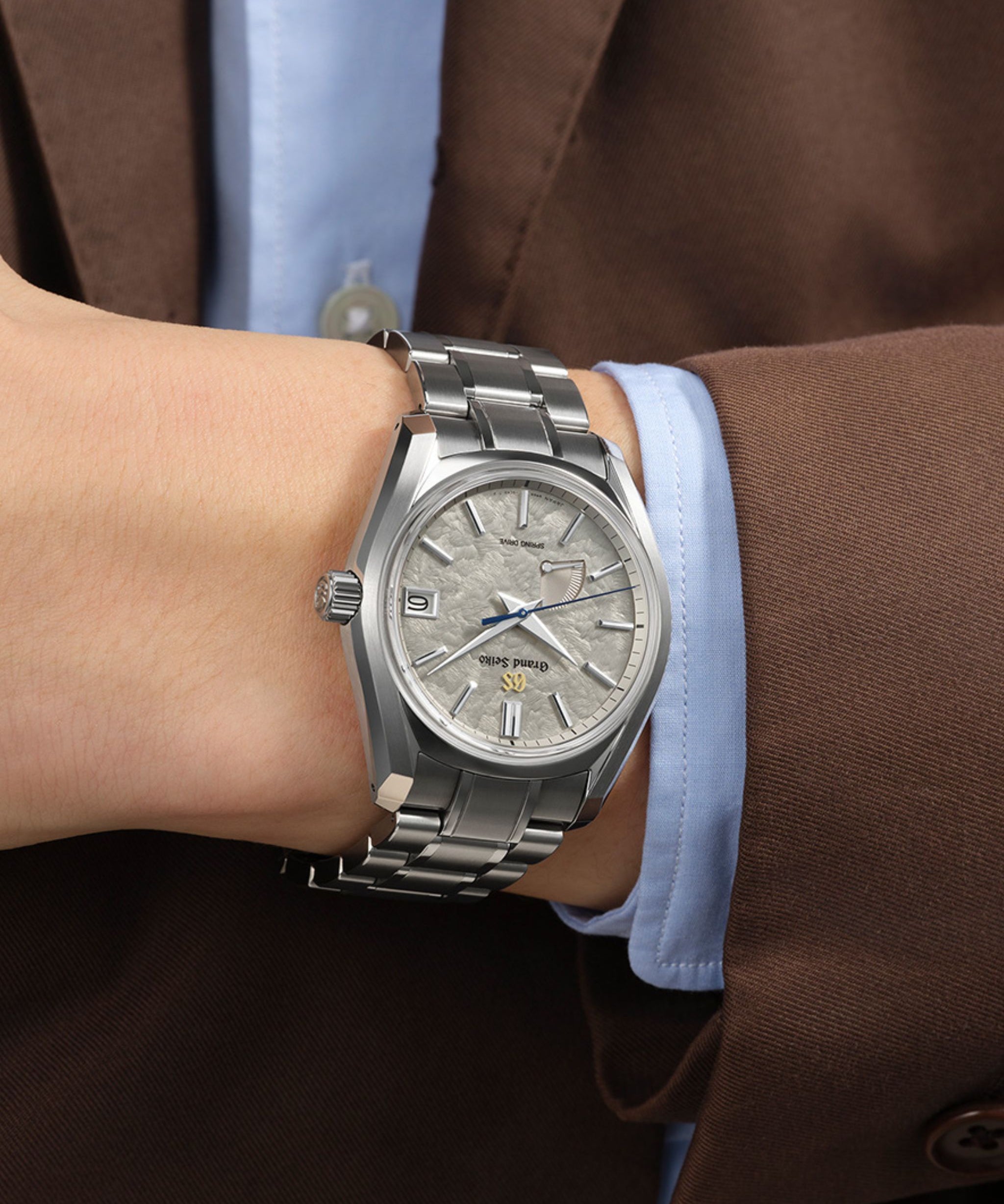 Grand Seiko Heritage Spring Drive Taisetsu Beige Titanio 40 mm | SBGA415G
