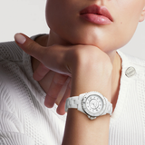 Chanel J12 White Calibre 12.2 Cerámica Con Diamantes 33 mm | H9741