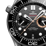 Omega Seamaster Diver 007 First Light 300M Cronógrafo Negro 44 mm | 210.32.44.51.01.002