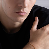 Pulsera Aurore de Redline Oro Amarillo Hilo Rojo