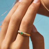 Anillo Gallonado LECARRÉ Oro con Esmeralda Oval | GA197ES