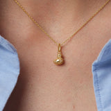 Colgante AGATHA París Patito Pavé Dorado | 02880339-137-TU