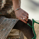 Pulsera Rígida Diamantes y Esmeralda en Roseta Talla Esmeralda