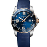 Longines HydroConquest de 41 mm con esfera azul, caja de acero, bisel de cerámica y correa de caucho azul.