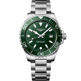 Reloj Longines HydroConquest de 42 mm con esfera verde, caja de acero y brazalete de acero inoxidable.
