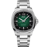 MIDO Multifort TV Big Date con esfera verde, caja rectangular y brazalete de acero de 39.2 x 40 mm.