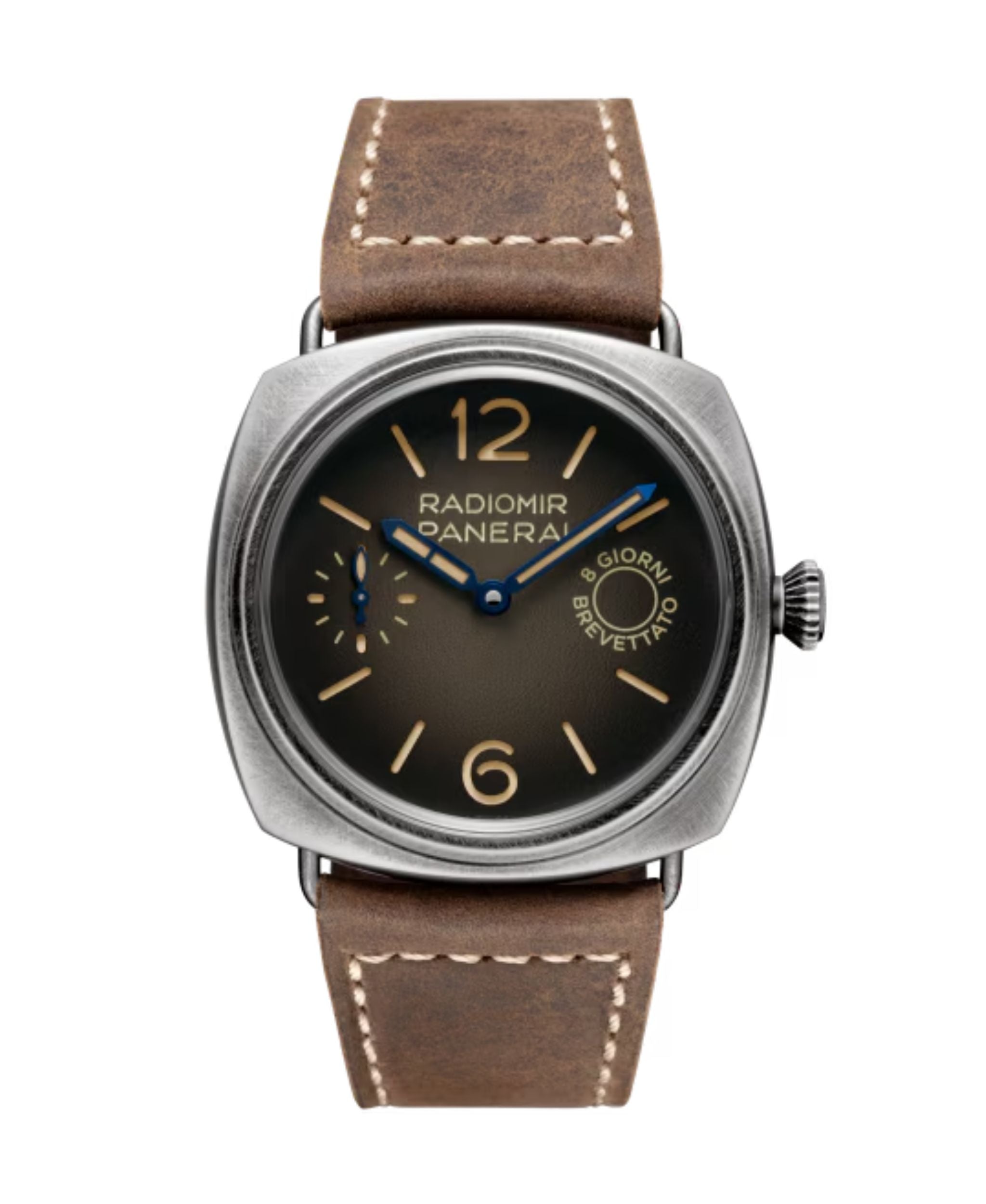 Panerai Radiomir 8 Giorni de 45 mm con esfera marrón degradada, caja de acero Brunito y correa de piel.