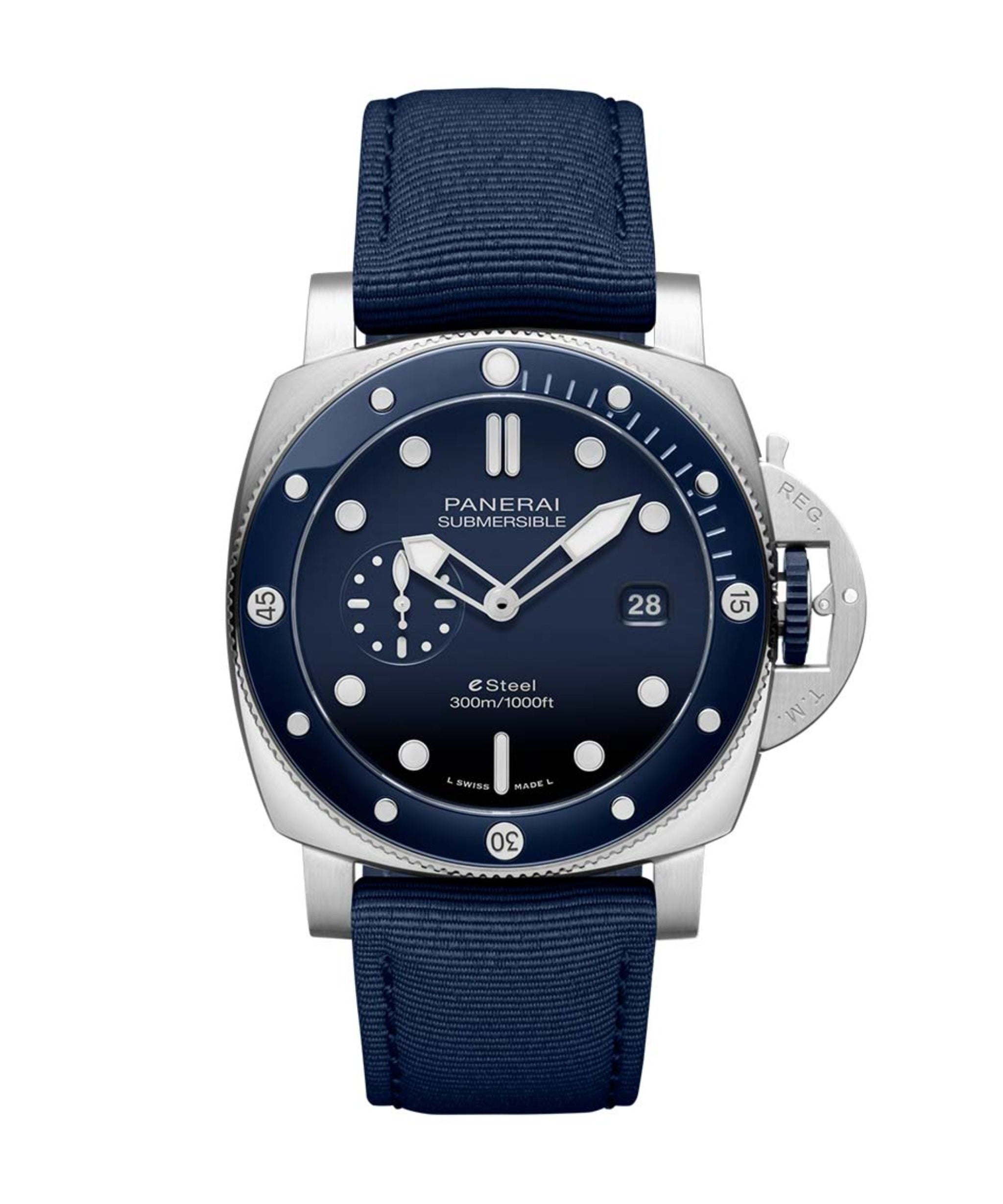 Panerai Submersible QuarantaQuattro eSteel™ Blu Profondo de 44 mm, esfera azul y correa textil azul.