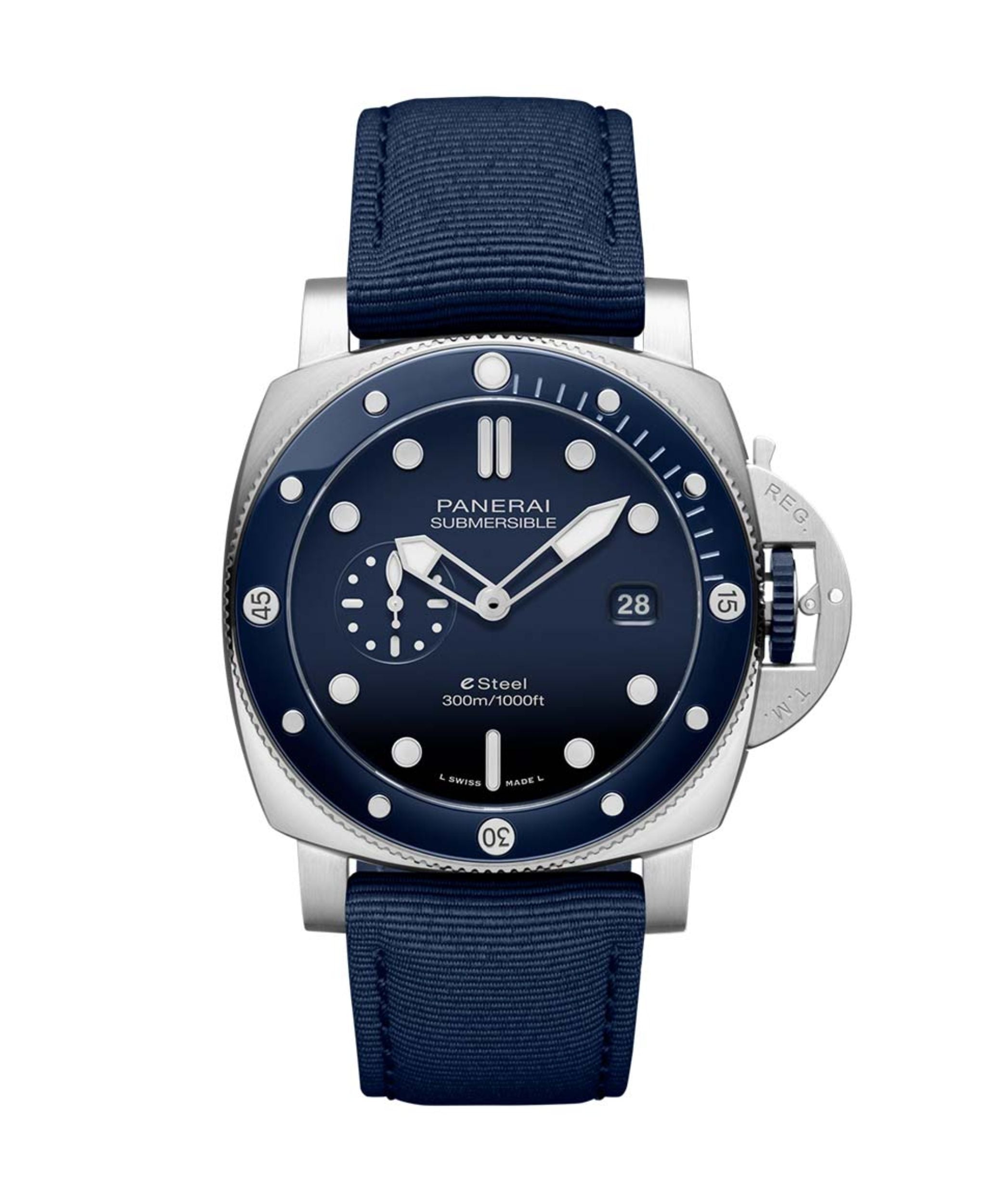 Panerai Submersible QuarantaQuattro eSteel™ Blu Profondo de 44 mm, esfera azul y correa textil azul.